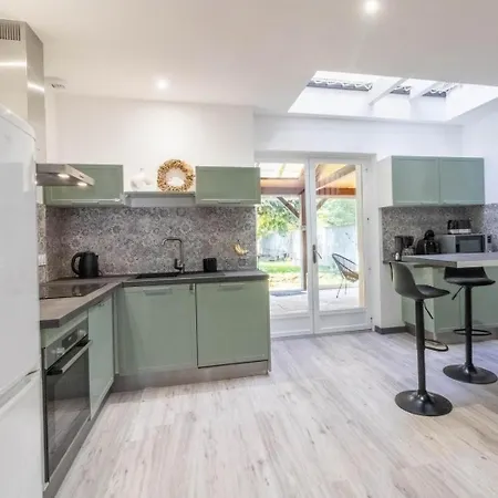 Jolie Maison 